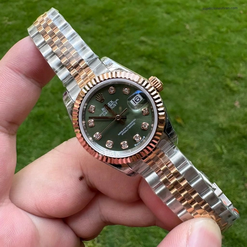 Premium Replica Uhr Rolex Datejust m279171-0007 Roségold-Grün 28mm