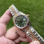 Premium Replica Uhr Rolex Datejust m279171-0007 Roségold-Grün 28mm