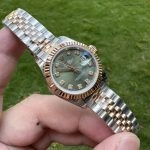 Premium Replica Uhr Rolex Datejust m279171-0007 Roségold-Grün 28mm