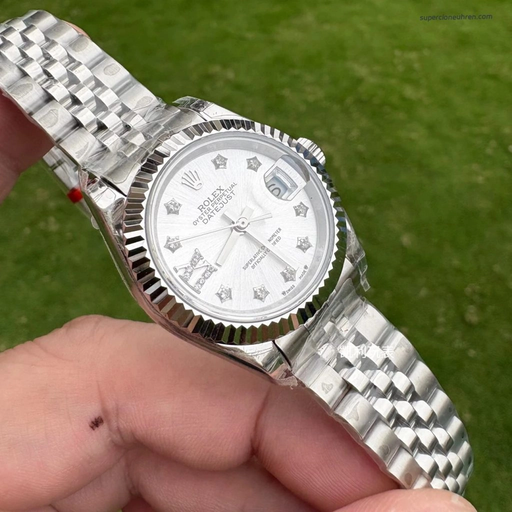 Premium Replica Uhr Rolex Datejust m279174-0021 mit Sternen-Diamantzifferblatt aus Oystersteel 28 mm