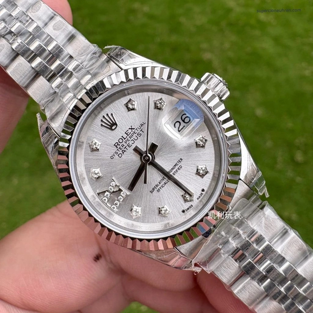 Premium Replica Uhr Rolex Datejust m279174-0021 mit Sternen-Diamantzifferblatt aus Oystersteel 28 mm