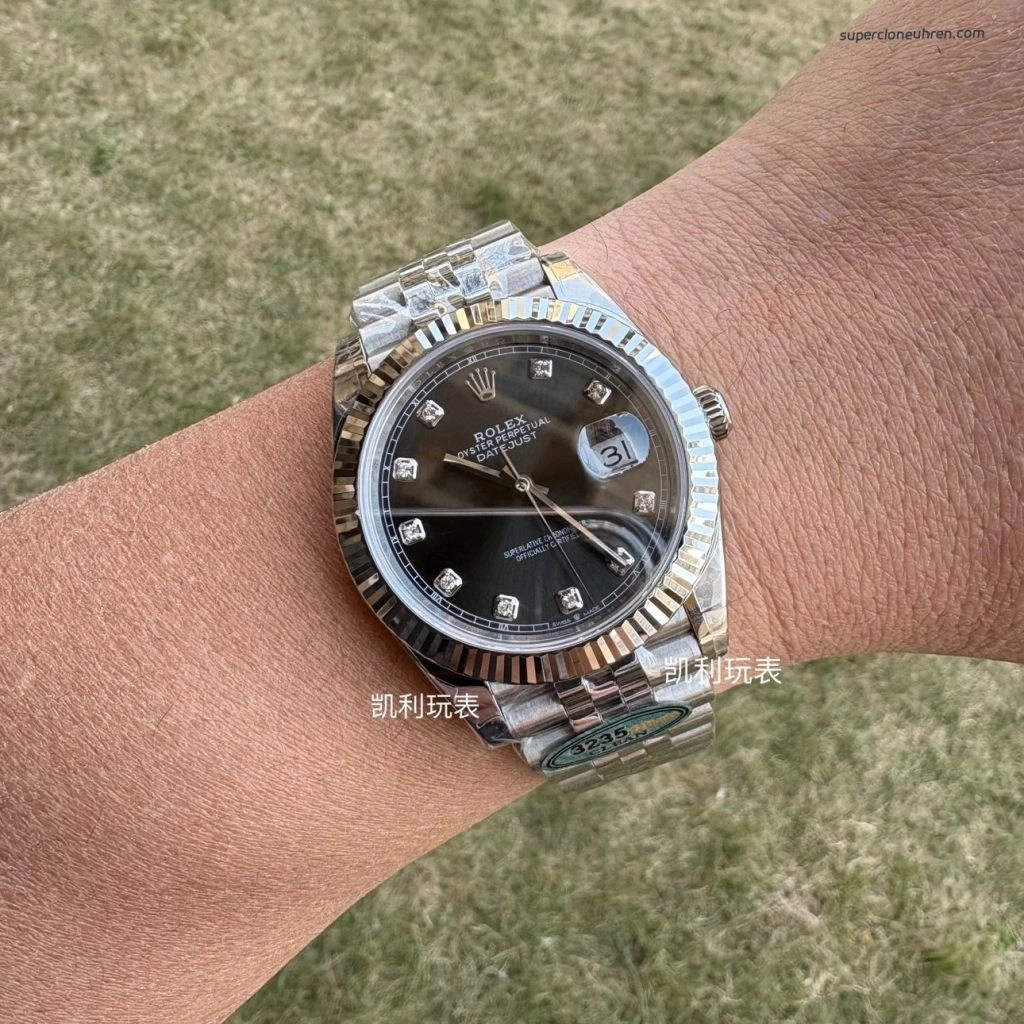 Premium Replica Uhr Rolex Datejust 126334 mit grauem Zifferblatt und Diamantindizes 41 mm