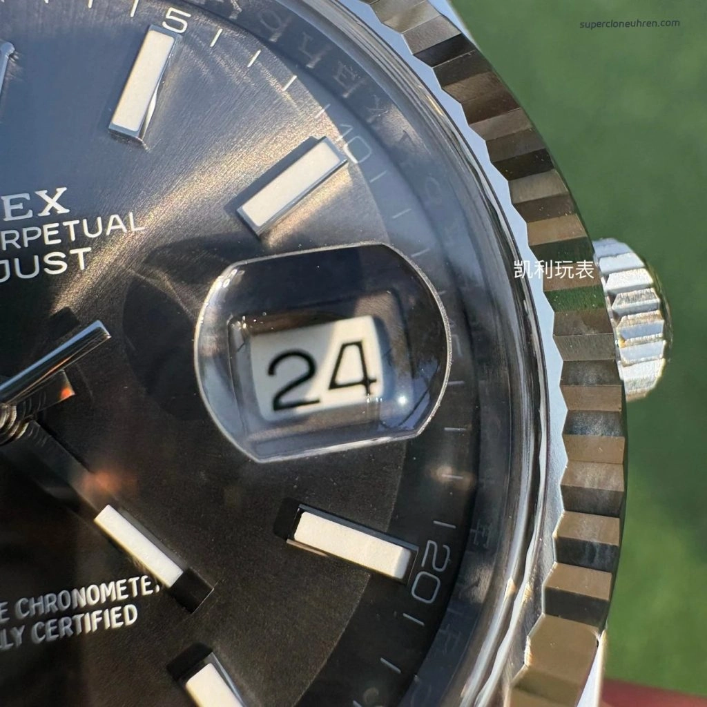 1:1 Super Clone Uhr Rolex Datejust 126334 Grau Stabindizes Jubilé-Band 41mm
