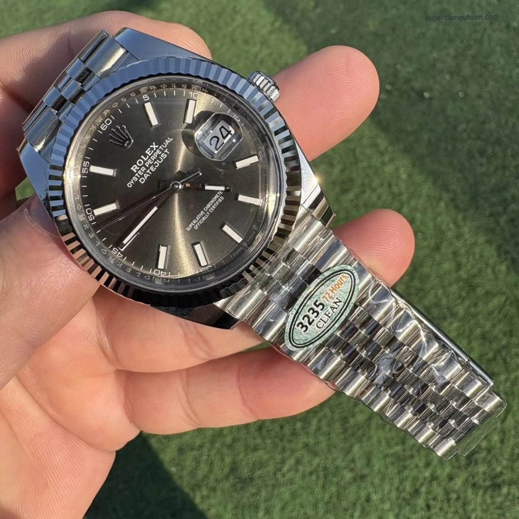 1:1 Super Clone Uhr Rolex Datejust 126334 Grau Stabindizes Jubilé-Band 41mm