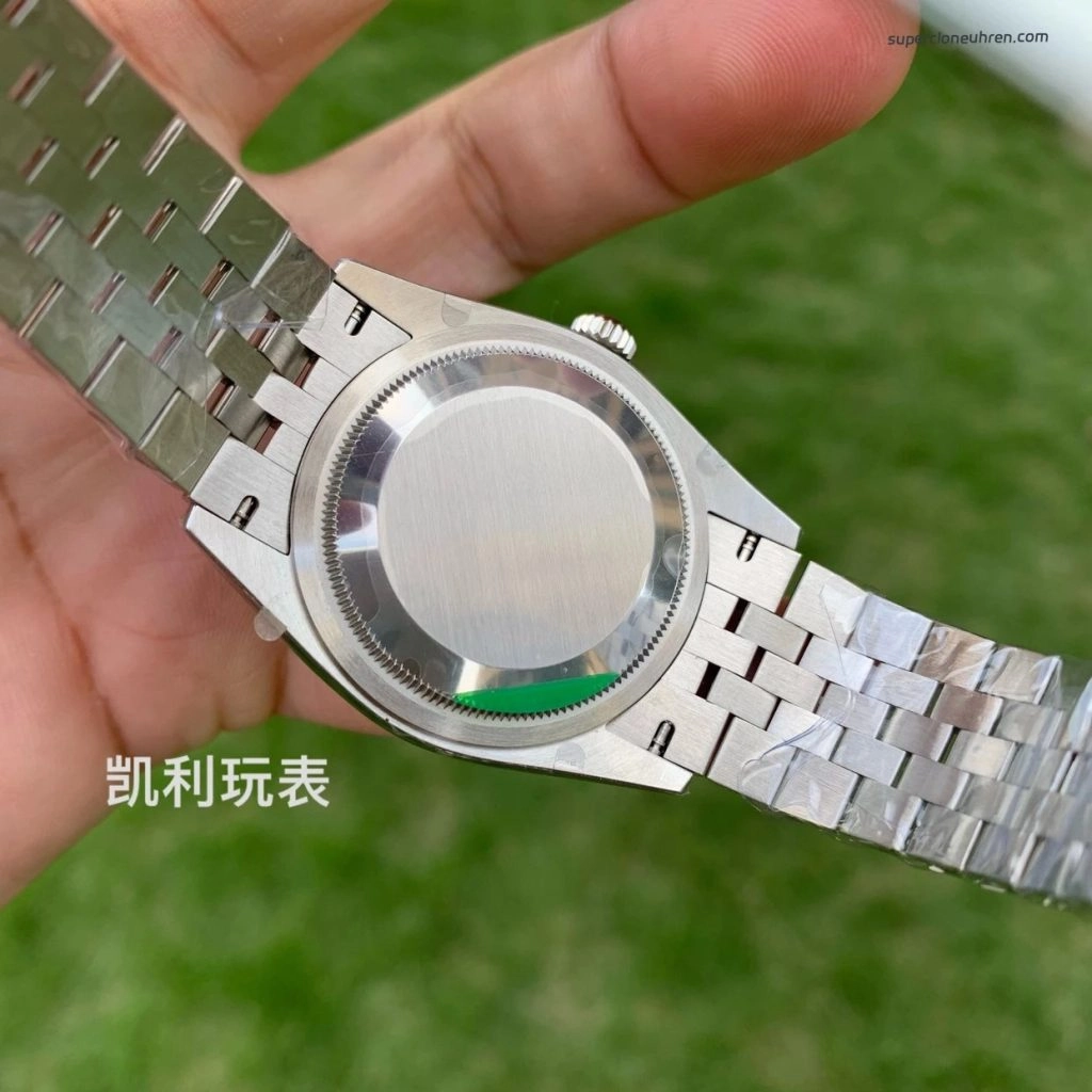 Premium Replica Uhr Rolex Datejust m126234-0021 lila Zifferblatt mit Diamantbesatz 36mm
