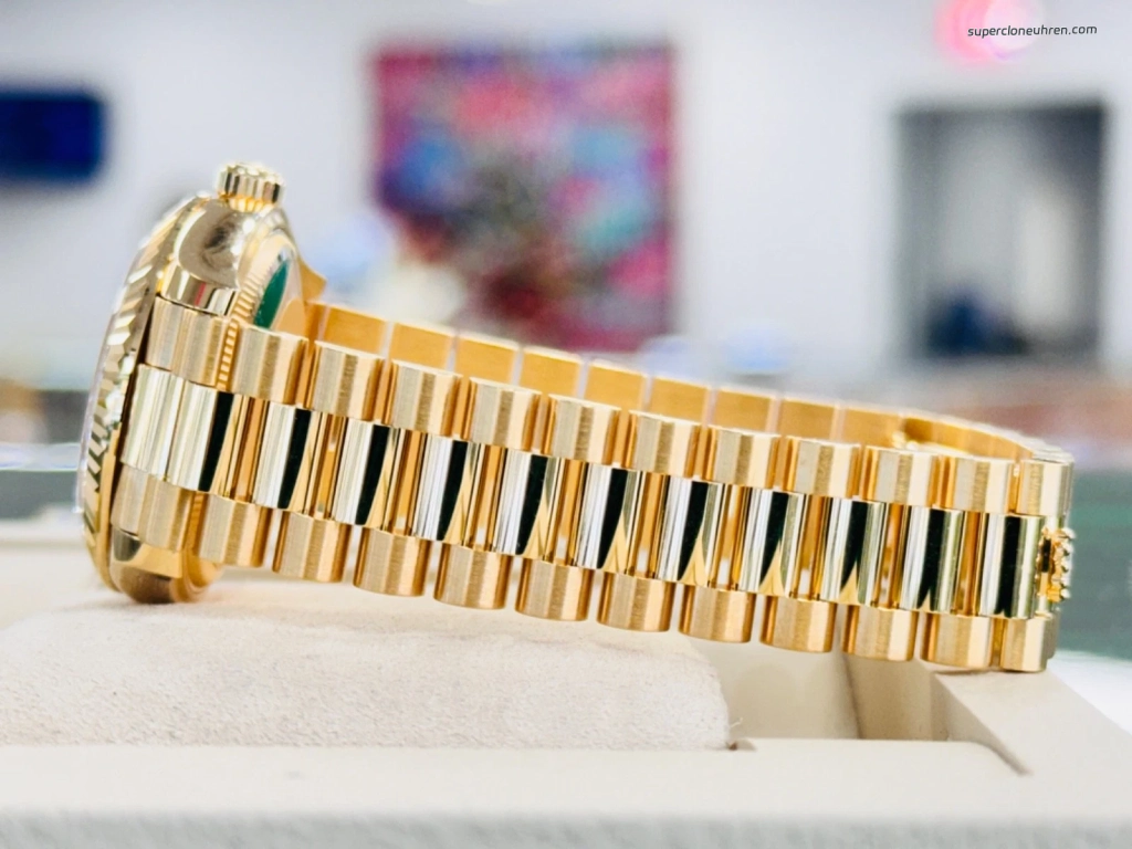 Premium Replica Uhr Rolex Datejust 31 278278-0049 Gold mit rotem Verlaufszifferblatt 31mm