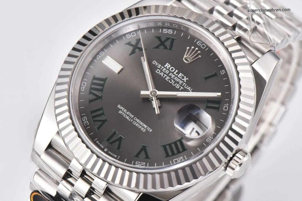 1:1 Super Clone Uhr Rolex Datejust m126334-0022 Grünes Zifferblatt Jubilé-Armband 41mm