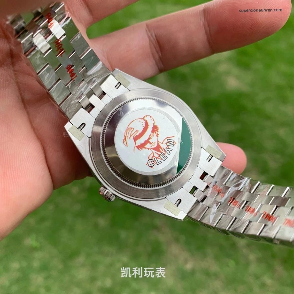 Premium Replica Uhr Rolex Datejust 126334 Eisblaues Zifferblatt mit römischen Ziffern 41 mm