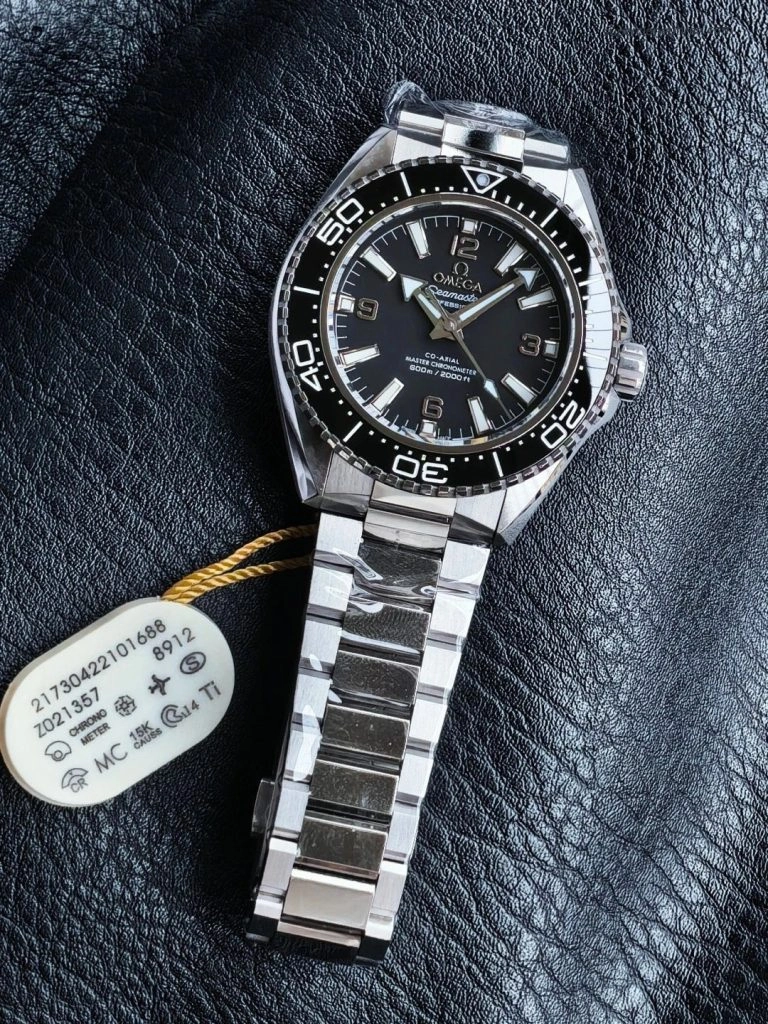 Super Clone Omega Seamaster Planet Ocean 217.30.42.21.01.001 Edelstahl schwarzes Zifferblatt 42 mm