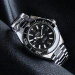 Super Clone Omega Seamaster Planet Ocean 217.30.42.21.01.001 Edelstahl schwarzes Zifferblatt 42 mm