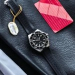 Premium Replica Uhr Omega Seamaster Planet Ocean 217.32.42.21.01.001 Edelstahl mit schwarzem Kautschukband 42 mm