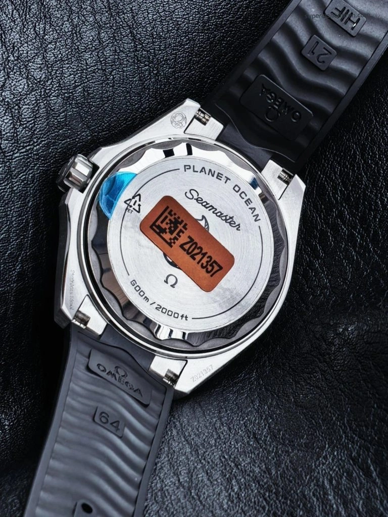 Premium Replica Uhr Omega Seamaster Planet Ocean 217.32.42.21.01.001 Edelstahl mit schwarzem Kautschukband 42 mm
