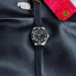 Premium Replica Uhr Omega Seamaster Planet Ocean 217.32.42.21.01.001 Edelstahl mit schwarzem Kautschukband 42 mm