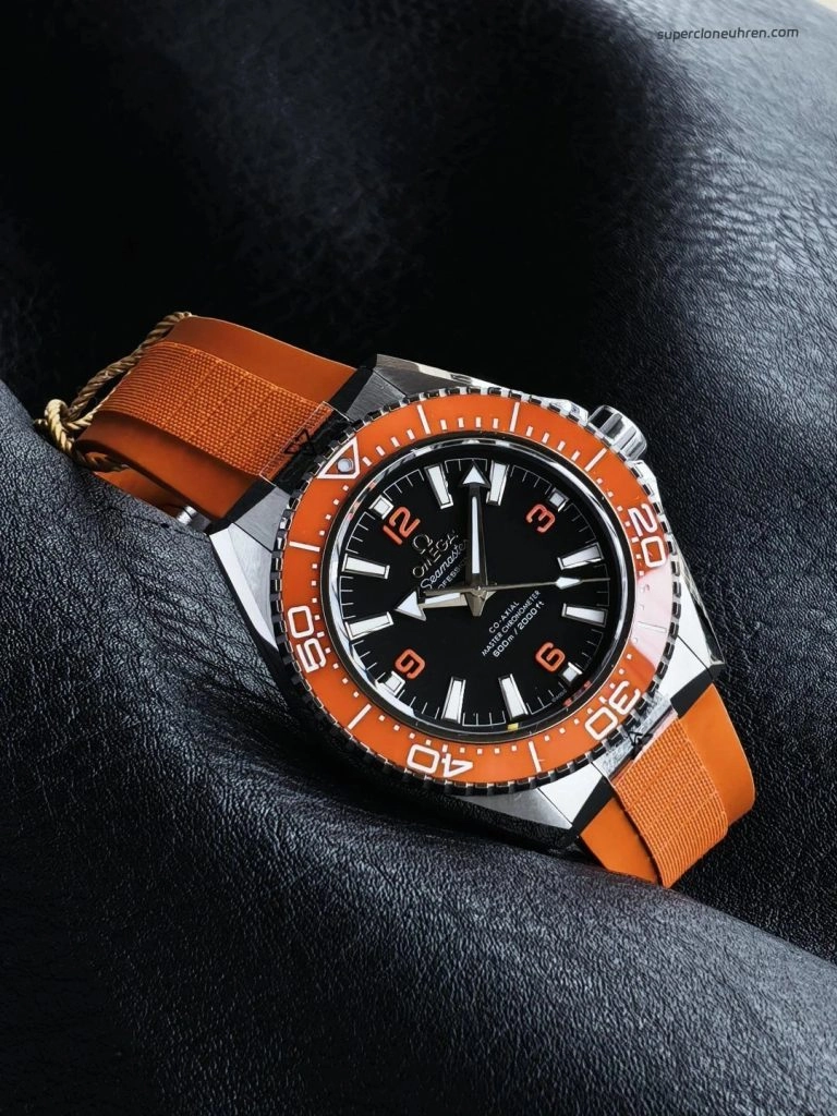 Premium Replica Uhr Omega Seamaster Planet Ocean 217.32.42.21.01.004 Edelstahl mit orangefarbenem Kautschukband 42mm
