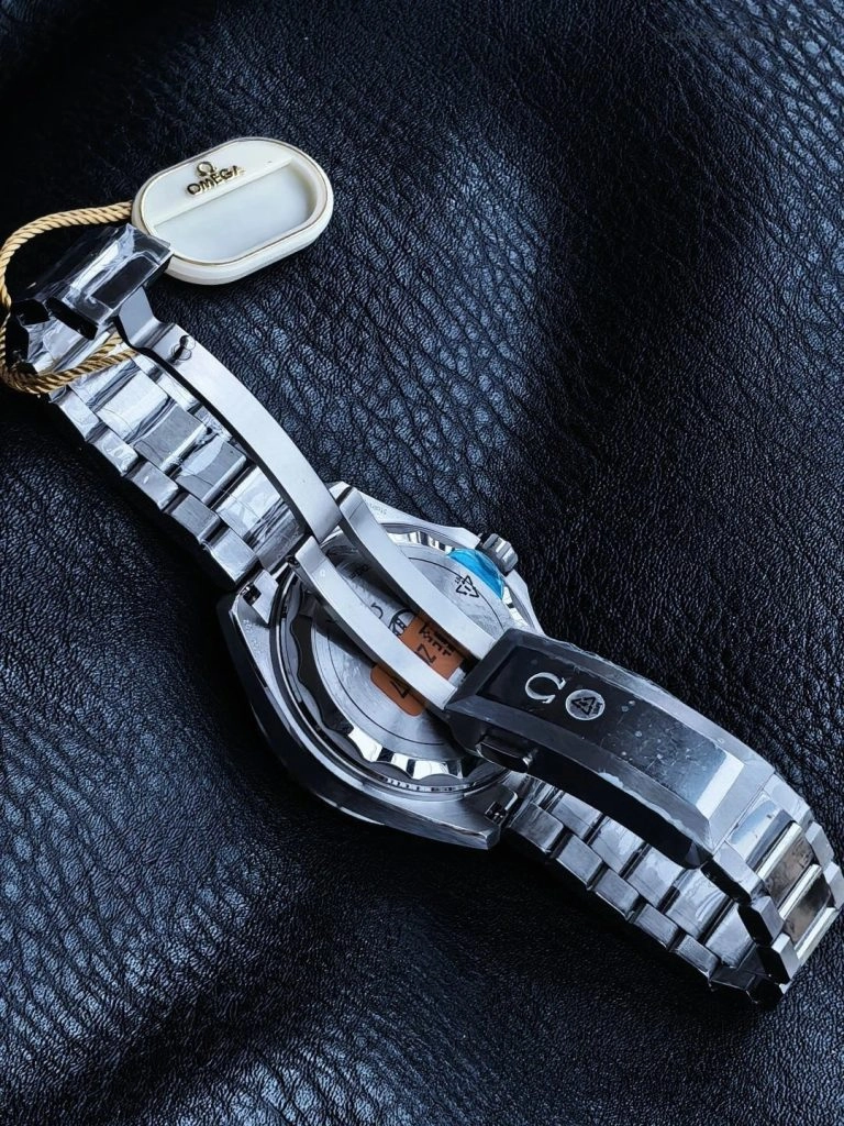 Super Clone Omega Seamaster Planet Ocean 217.30.42.21.01.003 mit orangefarbener Lünette 42 mm