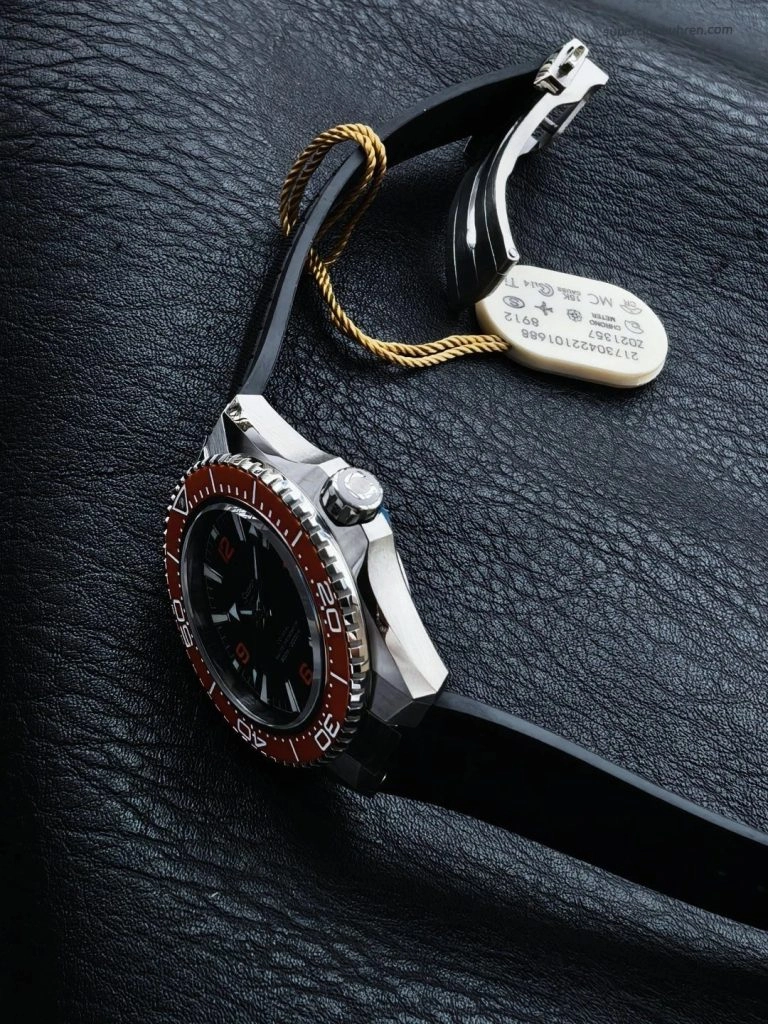 Premium Replica Uhr Omega Seamaster Planet Ocean 217.32.42.21.01.003 Edelstahl mit orangefarbener Lünette 42 mm