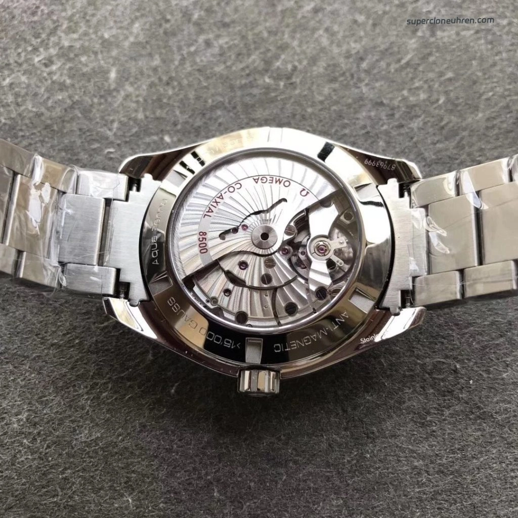 Premium Replica Uhr Omega Seamaster 231.10.42.21.01.006 schwarzes Wellenzifferblatt 41.5mm