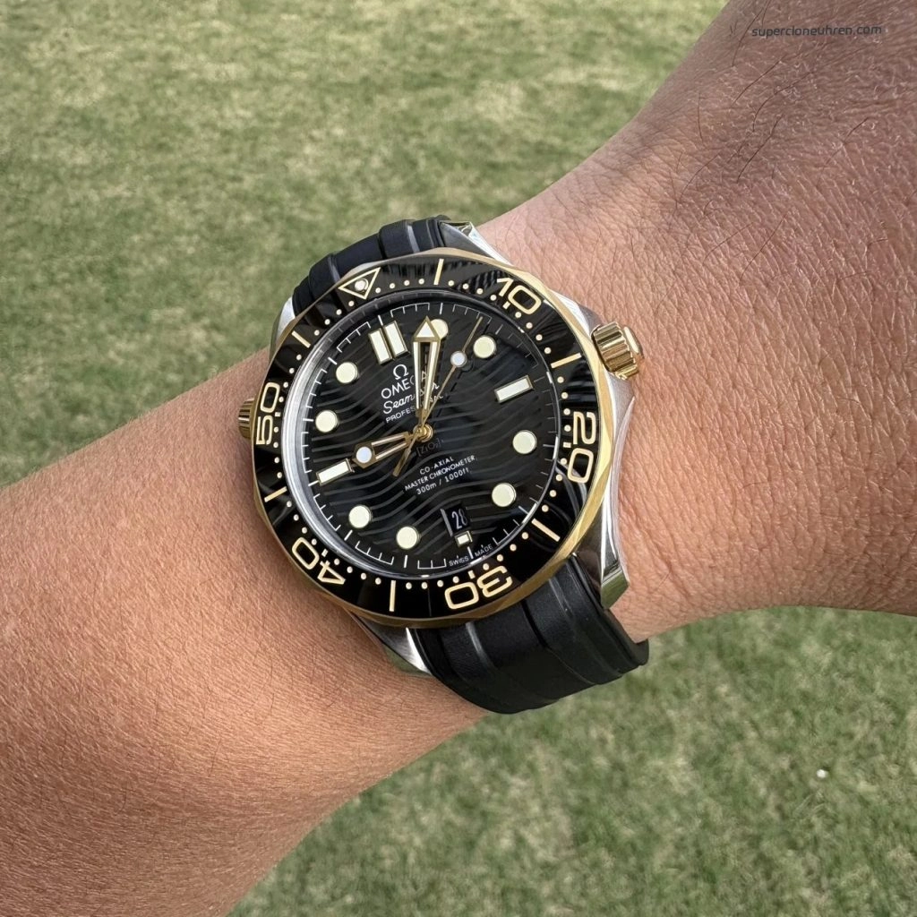 Premium Replica Uhr Omega Seamaster 210.22.42.20.01.001 in Bicolor Schwarz 42mm