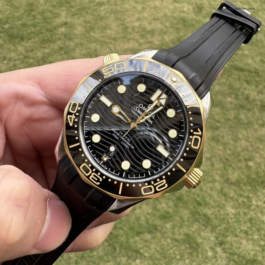 Premium Replica Uhr Omega Seamaster 210.22.42.20.01.001 in Bicolor Schwarz 42mm