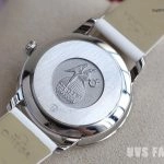 Premium Replica Uhr Omega De Ville 424.12.33.20.55.001 mit weißem Lederband 32,7 mm