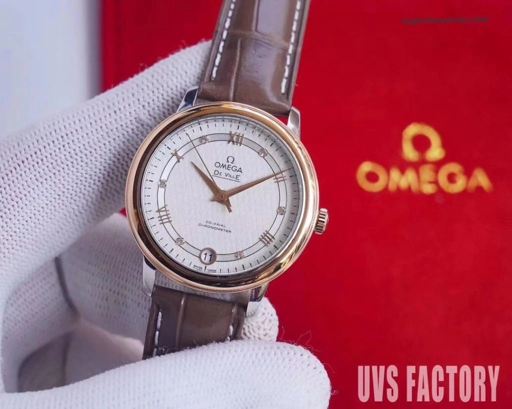 Premium Replica Uhr Omega De Ville 424.23.33.20.09.001 mit Satin-Zifferblatt und Bicolor 32,7 mm