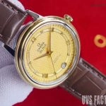 Premium Replica Uhr Omega De Ville 424.23.33.20.58.001 Bicolor mit Lederband 32,7 mm