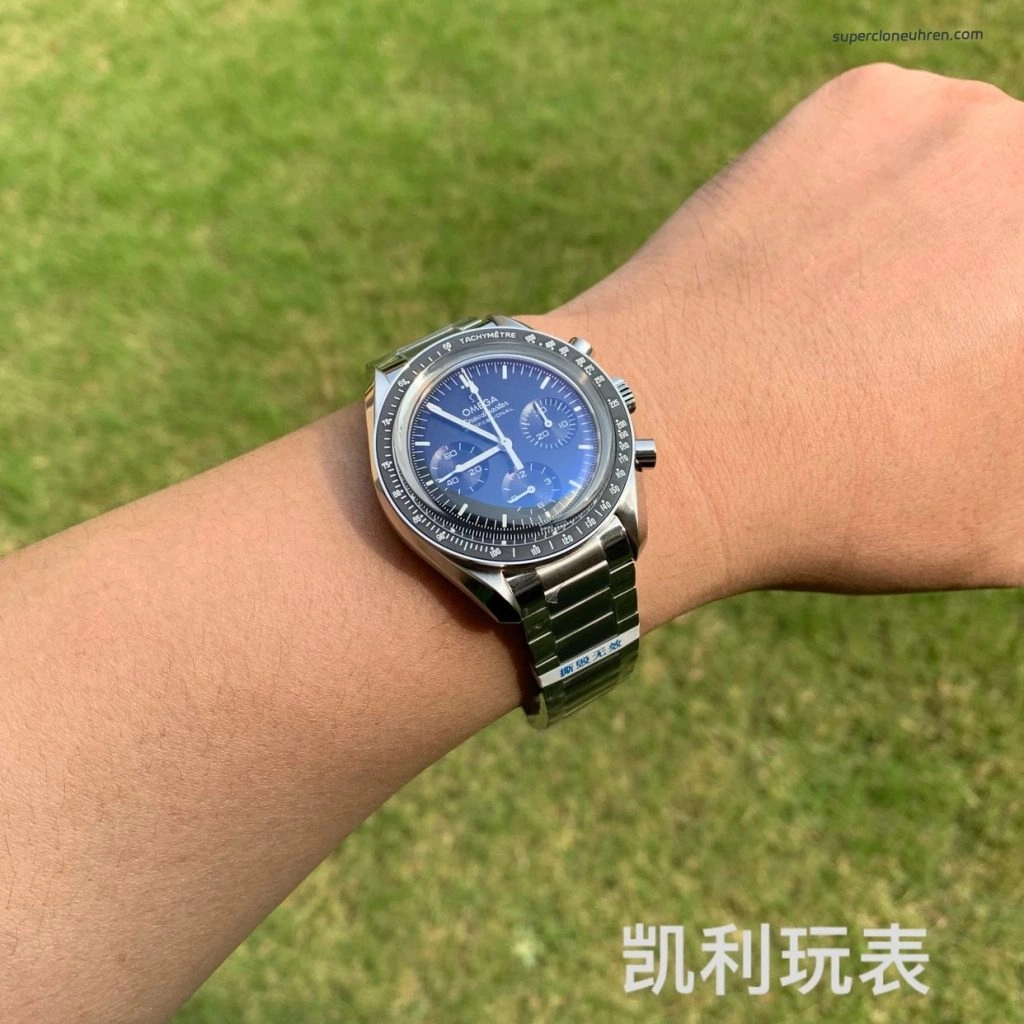 Premium Replica Uhr Omega Speedmaster 310.30.42.50.01.002 mit Stahlband 42 mm