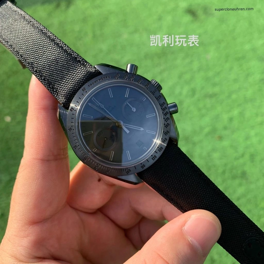 Premium Replica Uhr Omega Speedmaster 311.92.44.51.01.005 Schwarzes Keramikgehäuse 44,25 mm