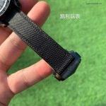 Premium Replica Uhr Omega Speedmaster 311.92.44.51.01.005 Schwarzes Keramikgehäuse 44,25 mm