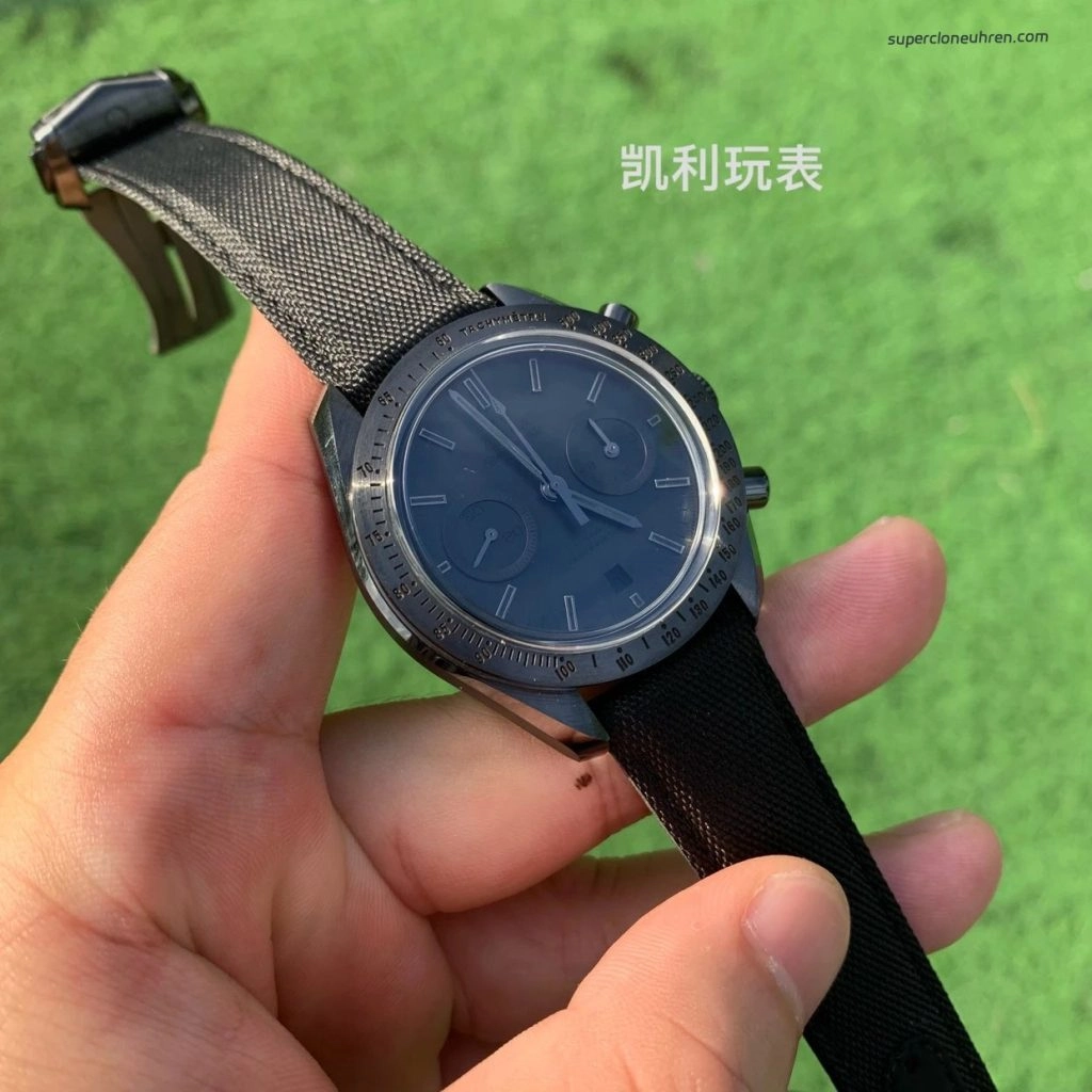 Premium Replica Uhr Omega Speedmaster 311.92.44.51.01.005 Schwarzes Keramikgehäuse 44,25 mm