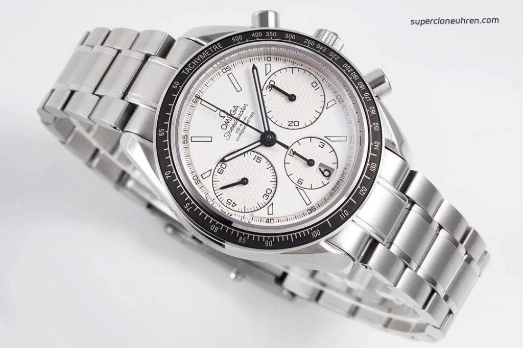 Premium Replica Uhr Omega Speedmaster 326.30.40.50.02.001 Chronograph mit Stahlband 40 mm