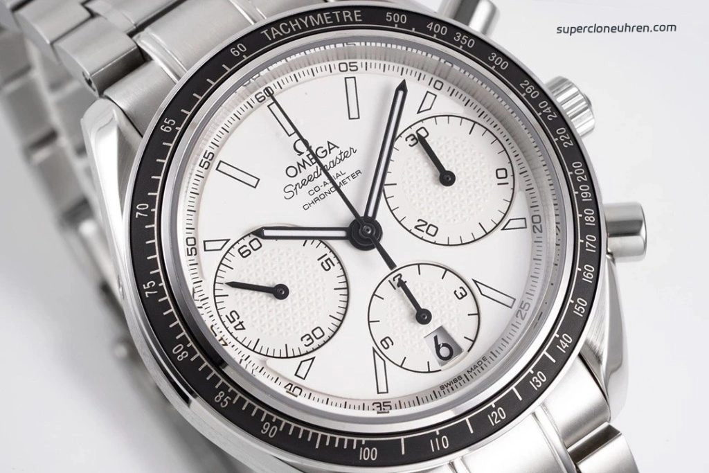 Premium Replica Uhr Omega Speedmaster 326.30.40.50.02.001 Chronograph mit Stahlband 40 mm