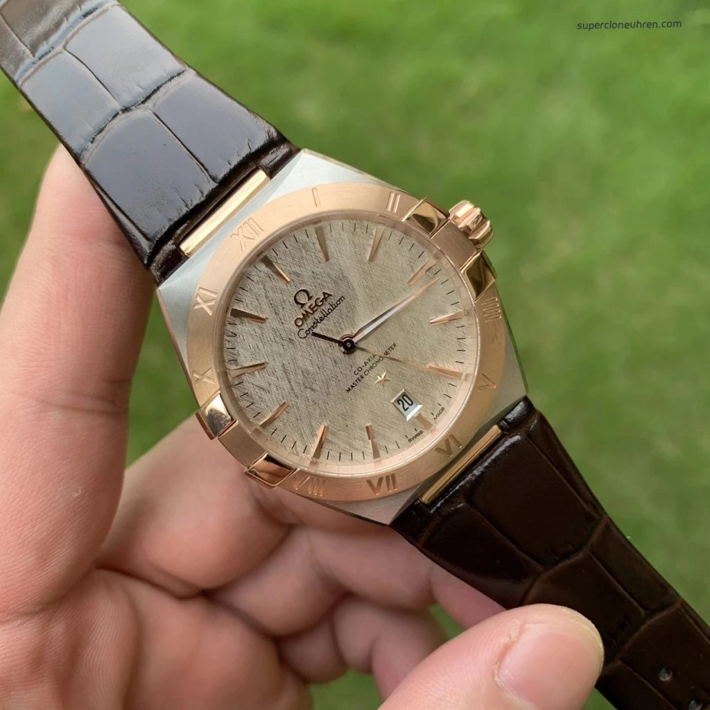 Super Clone Omega Constellation 131.23.39.20.02.001 Bicolor Roségold 39 mm