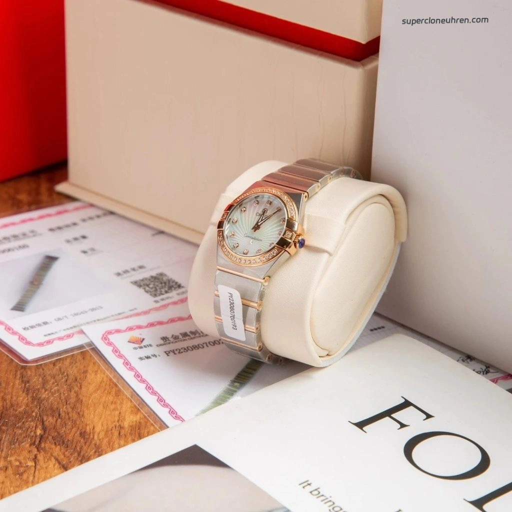 Premium Replica Uhr Omega Constellation 123.25.27.60.55.006 Roségold mit Diamantbesatz 27 mm