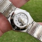 Premium Replica Uhr Omega Constellation 131.15.28.60.55.001 Perlmuttzifferblatt mit Diamantbesatz 28mm