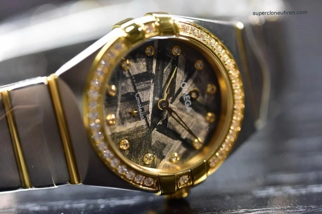Premium Replica Uhr Omega Constellation 131.25.28.60.99.002 Bicolor mit Diamantbesatz 28mm