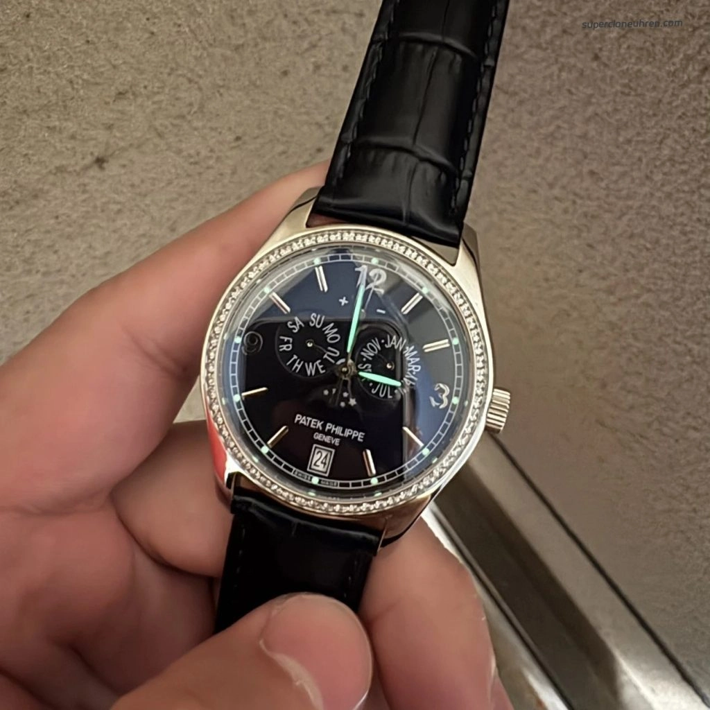 Premium Replica Uhr Patek Philippe Komplikationen 5147G-001 mit Diamantlünette 39mm