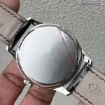 Premium Replica Uhr Patek Philippe Calatrava 5227G-001 mit Klappboden und Lederarmband 39 mm