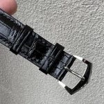 Premium Replica Uhr Patek Philippe Calatrava 5227G-001 mit Klappboden und Lederarmband 39 mm