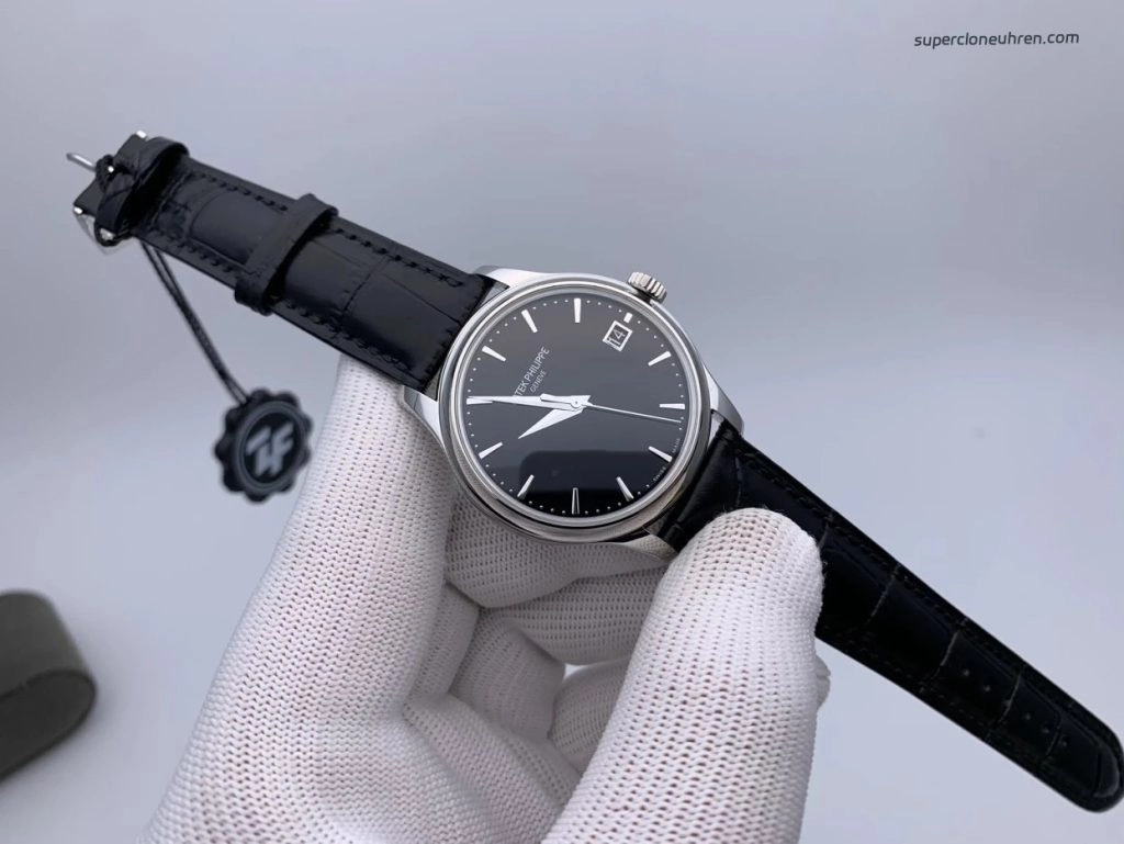 Premium Replica Uhr Patek Philippe Calatrava 5227G-010 ultraflach 39mm