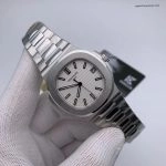 Premium Replica Uhr Patek Philippe Nautilus 5711/1A-011 ultraflach Edelstahl 40 mm