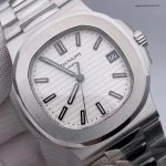 Premium Replica Uhr Patek Philippe Nautilus 5711/1A-011 ultraflach Edelstahl 40 mm