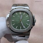 Premium Replica Uhr Patek Philippe Nautilus 5711/1A-014 mit grünem Zifferblatt aus Edelstahl 40mm
