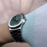 Premium Replica Uhr Patek Philippe Nautilus 5711/1A-014 mit grünem Zifferblatt aus Edelstahl 40mm