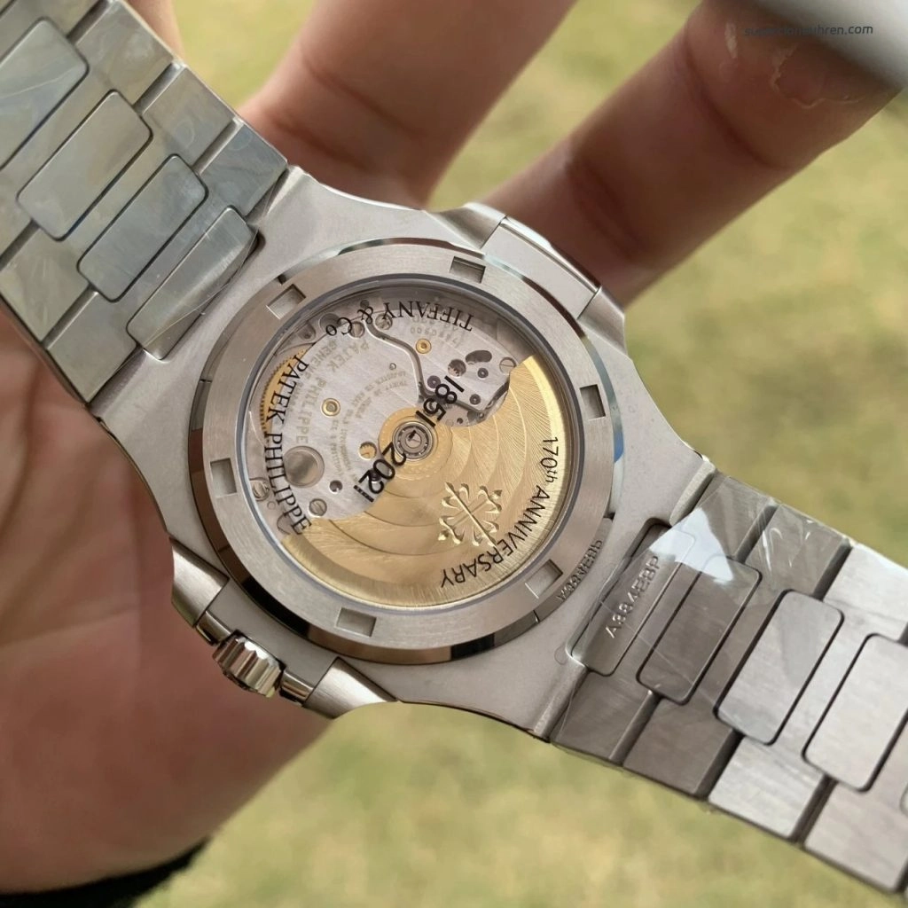 Super Clone Patek Philippe Nautilus 5711/1A-018 mit blauem Zifferblatt und Edelstahlarmband 40 mm