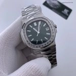 Premium Replica Uhr Patek Philippe Nautilus 5711/1300A-001 mit Baguette-Diamantlünette 40mm