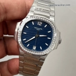 Premium Replica Uhr Patek Philippe Nautilus 7118/1200A-001 mit Diamantlünette 35,2 mm