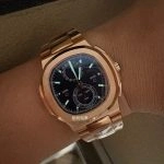 Premium Replica Uhr Patek Philippe Nautilus 5990/1R-001 Roségold blaues Zifferblatt 40,5mm