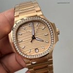 Premium Replica Uhr Patek Philippe Nautilus 7118/1200R-010 Roségold mit Diamantbesatz 35,2 mm
