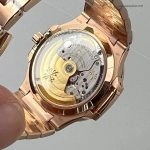 Premium Replica Uhr Patek Philippe Nautilus 7118/1200R-010 Roségold mit Diamantbesatz 35,2 mm
